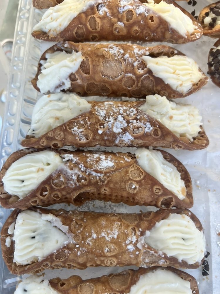 Cannoli
